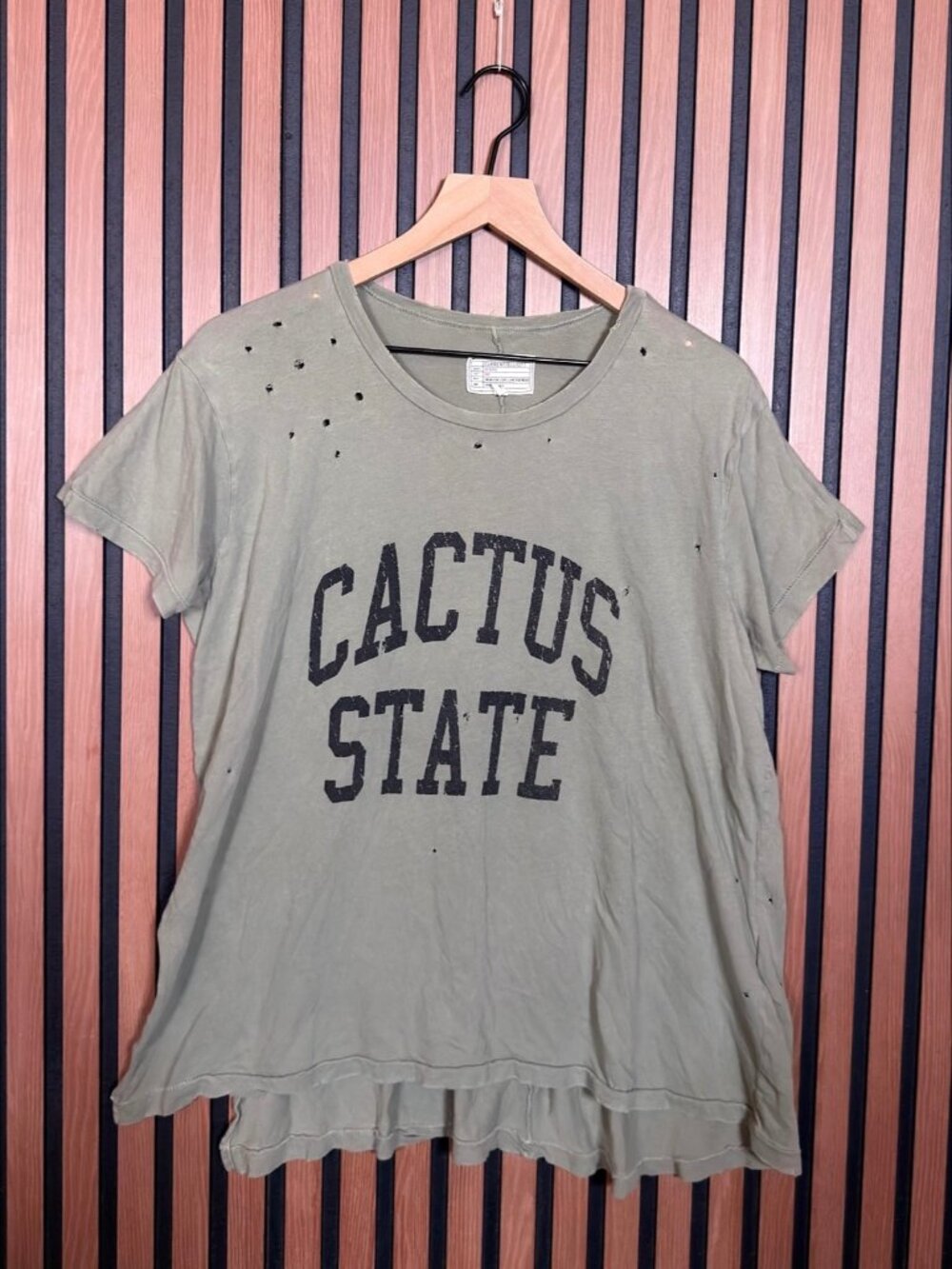 Current / Elliott Top 2 / Medium Women’s Green Destroyed Short Sleeve Distressed